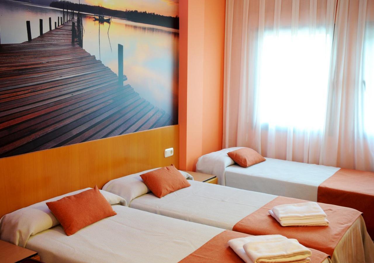 Hotel Aitana Ирун Екстериор снимка
